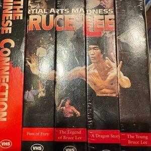 Collected five series pack the legend of Bruce Lee like new VHS tapes